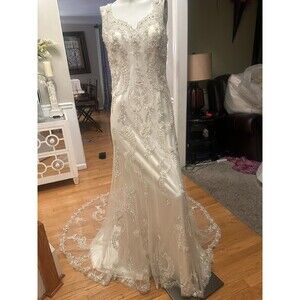 Blue by Enzoani Hollywood Glam Ivory Beaded Fit/Flare Mermaid Wedding Dress Sz10